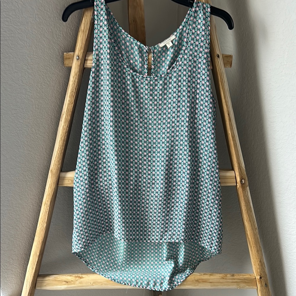 Pleione Geometric Patterned Tank Top